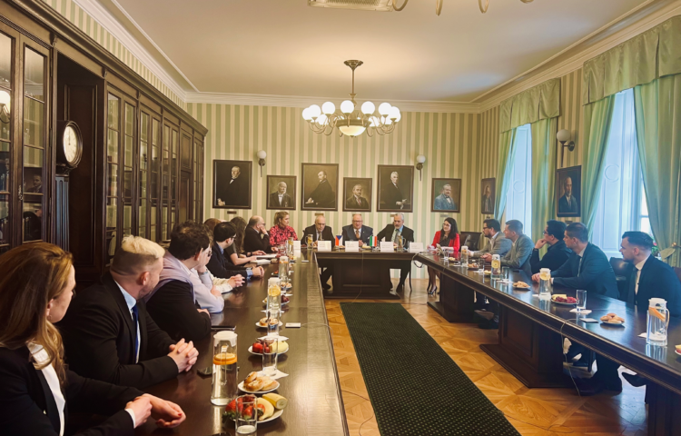 Zástupci Unie advokátů za demokracii a právní stát z Maďarska navštívili ČAK